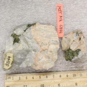 Quartz/Feldspar Pegmatite with epidote inclusions