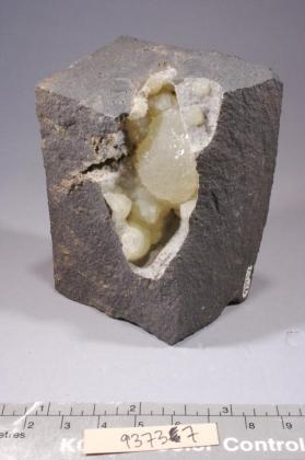 PREHNITE