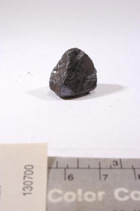 Ferrotapiolite