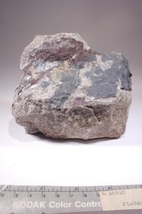 Piemontite