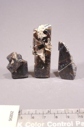 STIBIOTANTALITE