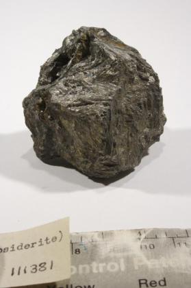 Löllingite