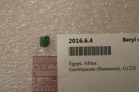 Beryl var. Emerald