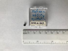 Hafnon, synthetic