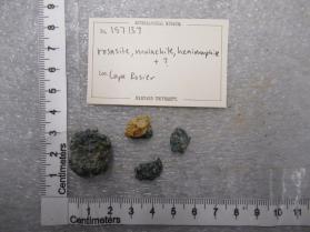 rosasite, malachite, hemimorpite + ?