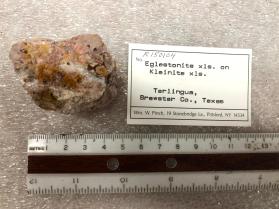 Eglestonite xls on Kleinite xls