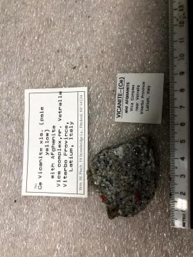 Ce Vicanite xls (pale yellow) with Afghanite
