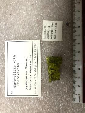 Gartellite with Chenevixite