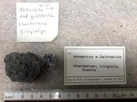 Aktashite w Galkhakite
