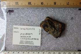 Wulfenite