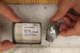 Hielscherite