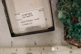 Dioptase with Barite