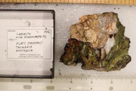 Crocoite with Pyromorphite