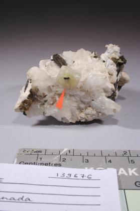 Leucophanite