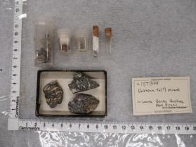 unknown Ta (?) mineral