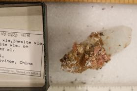 Hubeite with Apophyllite, Inesite, Quartz