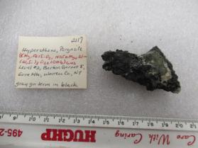 Hypersthene, Pargasite