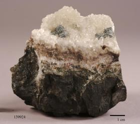 Babingtonite with HEDENBERGITE