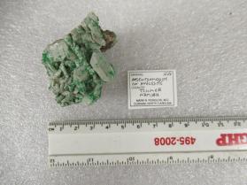 Arsentsumebite with Cerussite