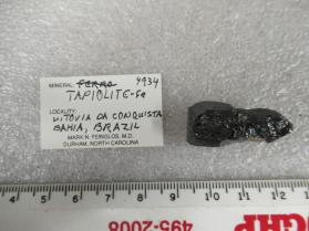 Tapiolite-Fe