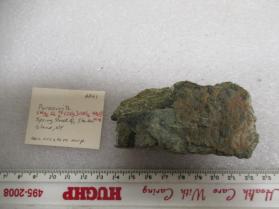 Pyroaurite