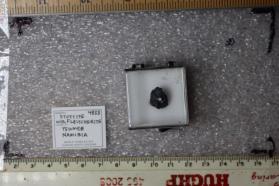Stottite with Fleischerite? and Schaurteite?