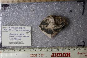 Rhodochrosite @ Kutnahorite