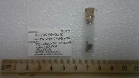 Klyuchevskite with Ponomarevite