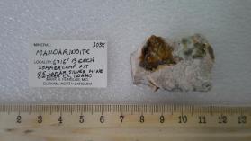 Mandarinoite