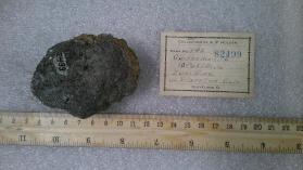 guitermanite with Zunyite