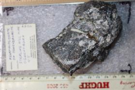 Pharmacosiderite with Ogdensbergite