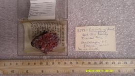 coccinite with FLUORITE