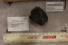 Awaruite with Heazlewoodite