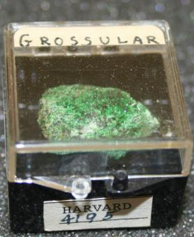 GROSSULAR