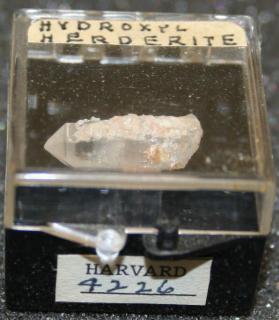 Hydroxylherderite