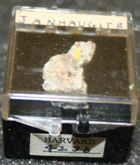Janhaugite