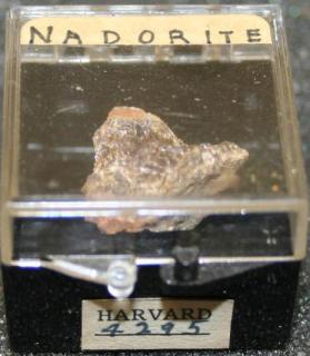 Nadorite