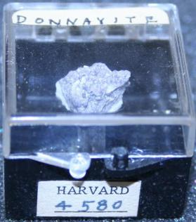 Donnayite-(Y)