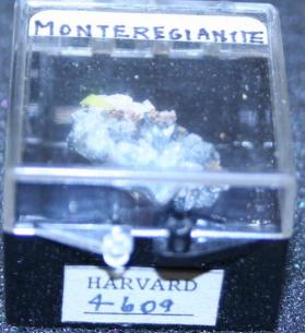 Monteregianite-(Y)