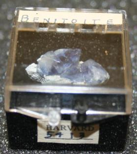 BENITOITE