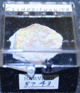 Clinobisvanite