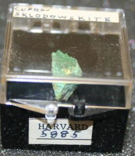 Cuprosklodowskite