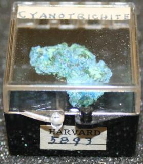 Cyanotrichite