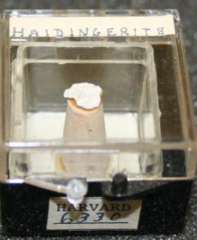 Haidingerite