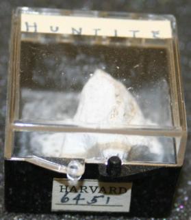 Huntite