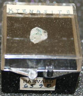 Ktenasite