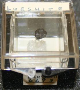 Lueshite