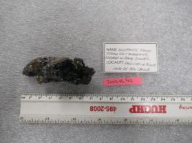 Wulfenite