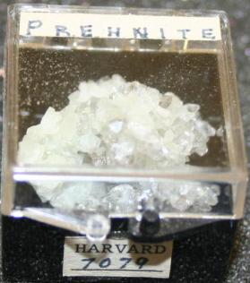 PREHNITE