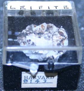 Leifite